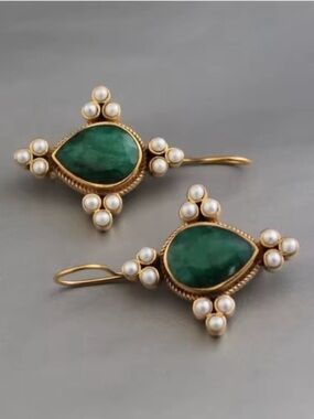 Retro Green Teardrop Earrings with Pearl Cluster Accents